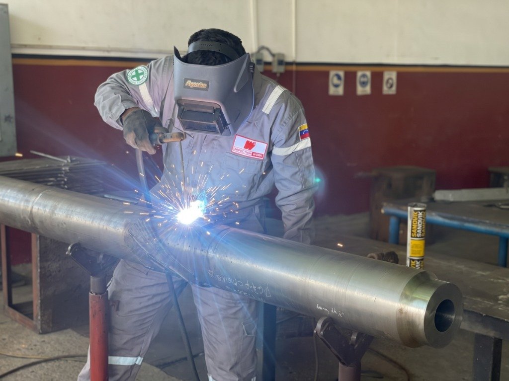 Soldadura - Fabricación de Aletas en Estabilizador
